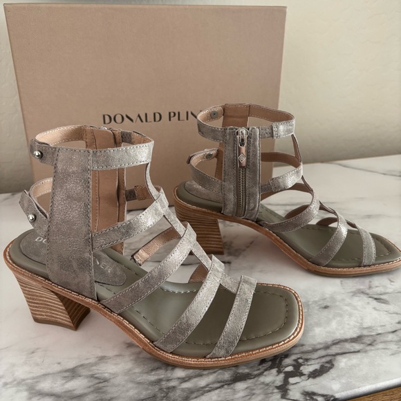 Donald Pliner Women's Janessa Strappy Sandals - Taupe - Picture 8 of 11